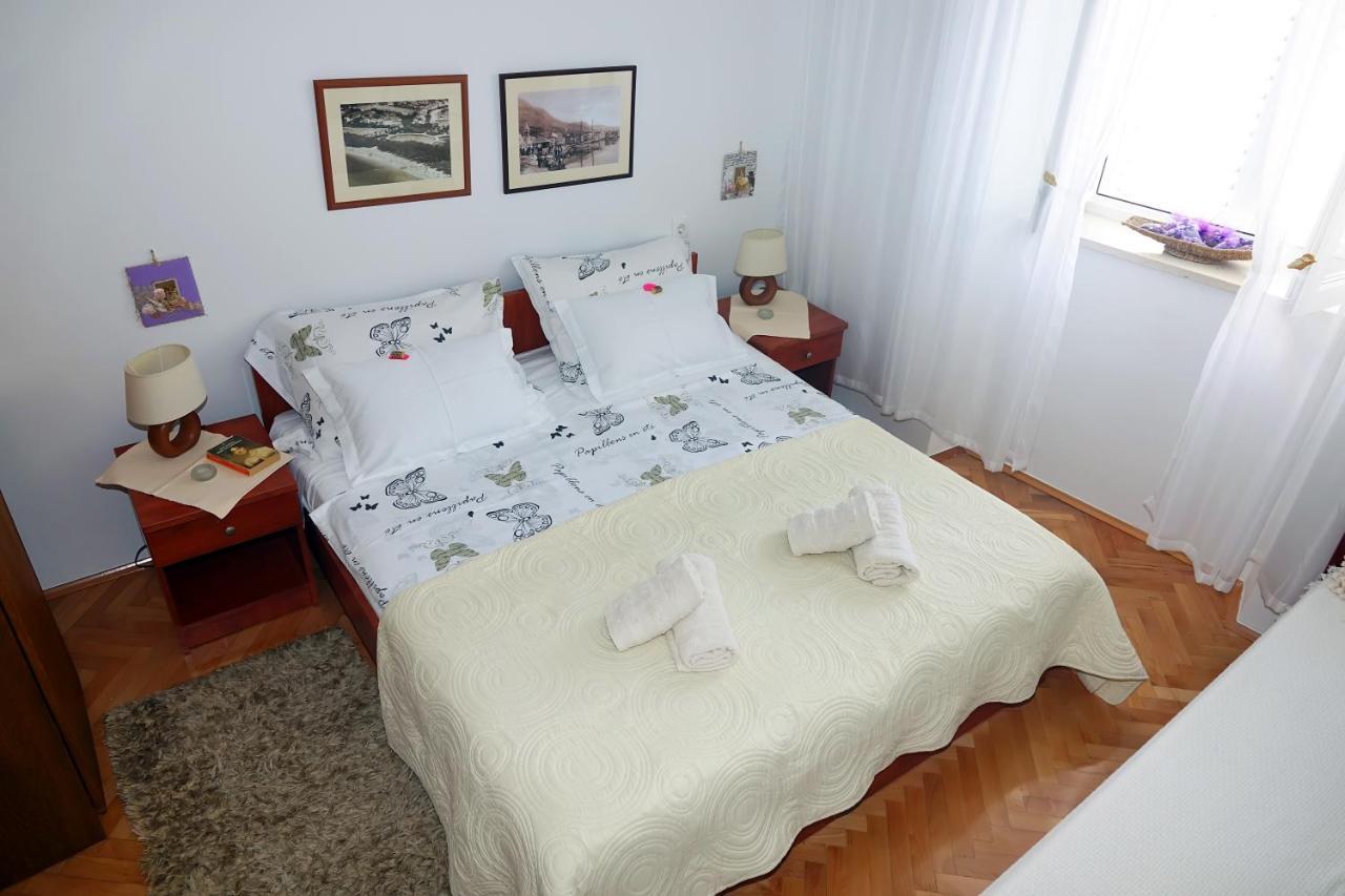 Two-Bedroom Apartment In The Centre Makarska Exterior foto