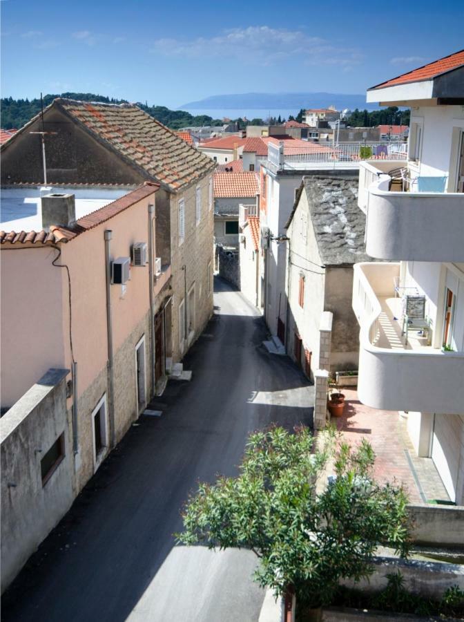 Two-Bedroom Apartment In The Centre Makarska Exterior foto